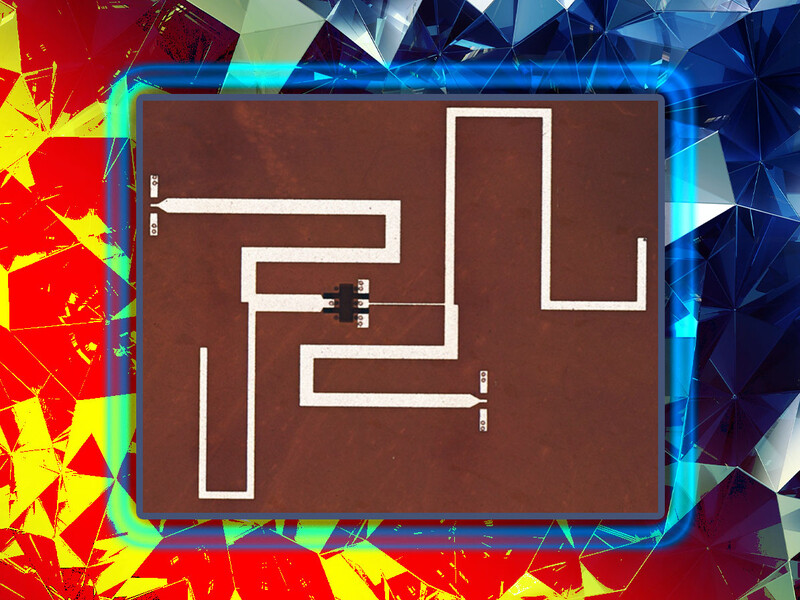 Diagram of diamond layer shows maze-like lines with a transistor near the center.